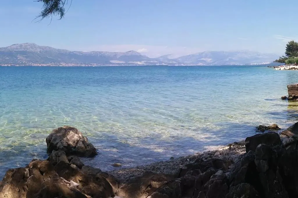 Apartmani Krolo Trogir Otok Ciovo 0*,